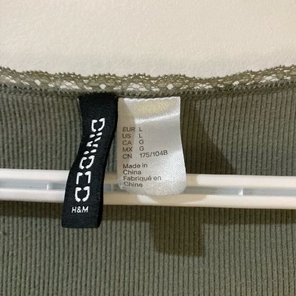 Sage green H&M ribbed scoop neck top - Picture 2 of 2